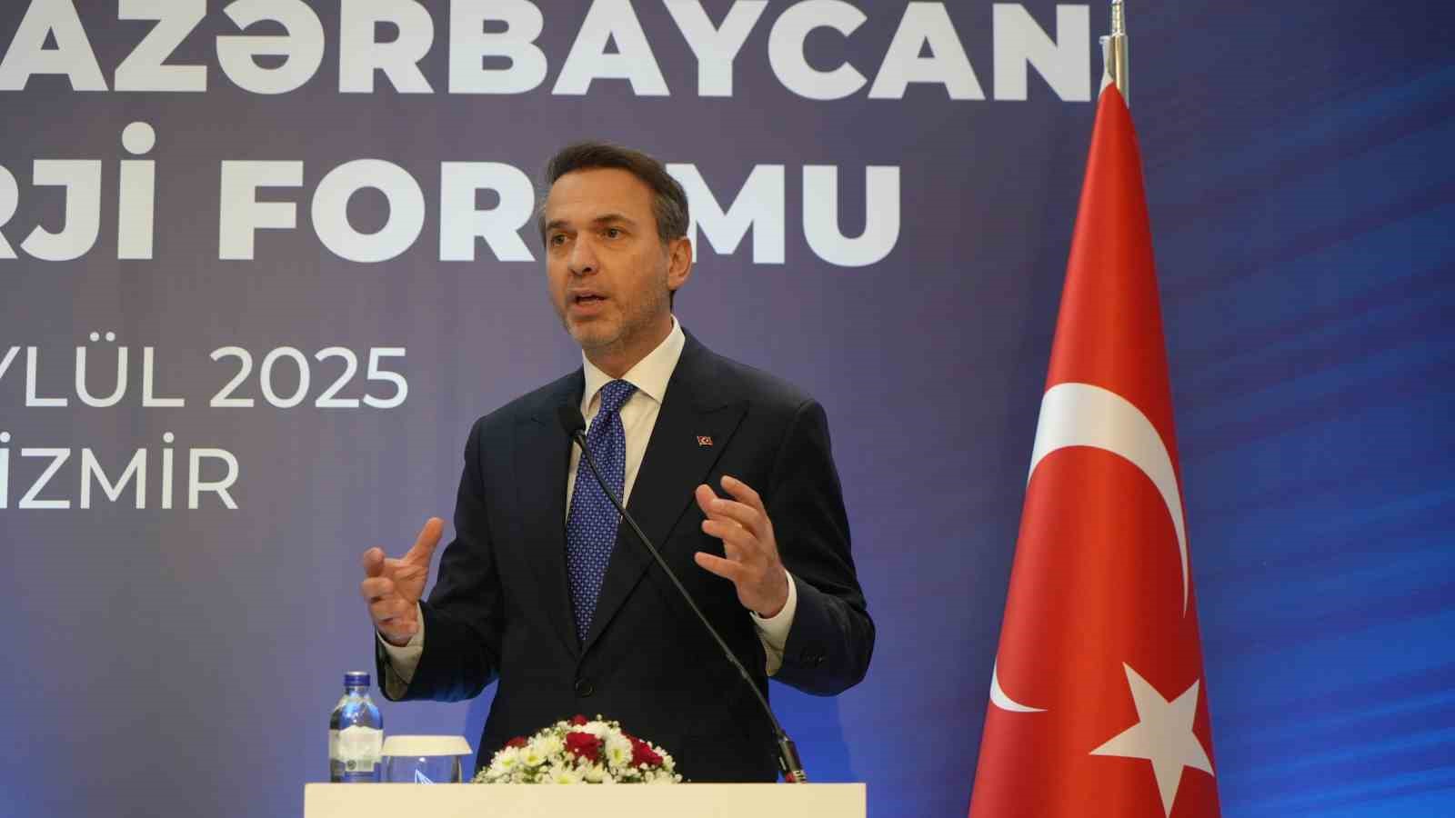 Alparslan Bayraktar ile Azerbaycan Enerji Bakanı Perviz Şahbazov ortak basın toplantısı düzenledi 