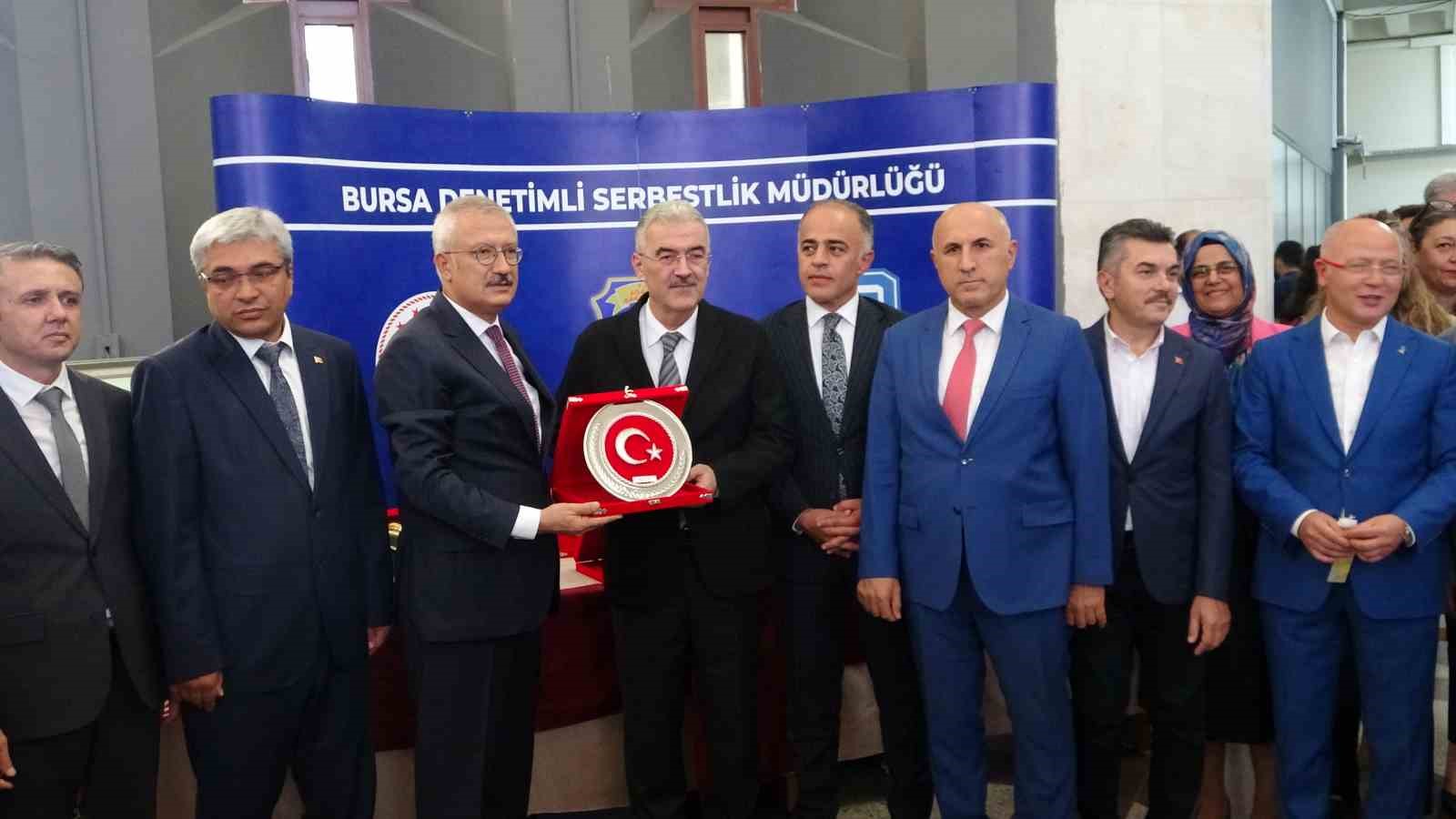 Bursa’da yükümlülerin el becerileri sergilendi 