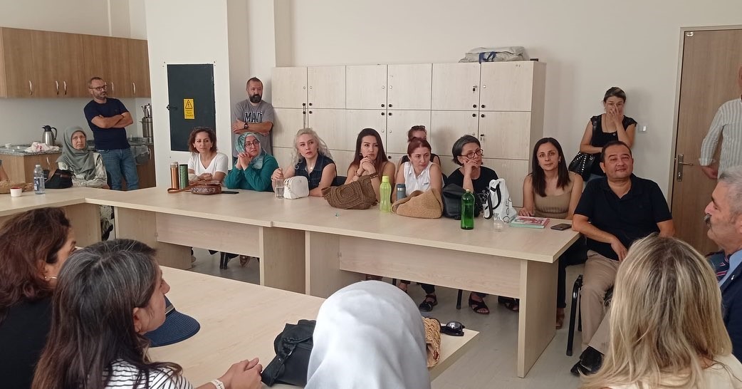 Efeler’de öğretmenlerle istişare toplantısı gerçekleştirildi 