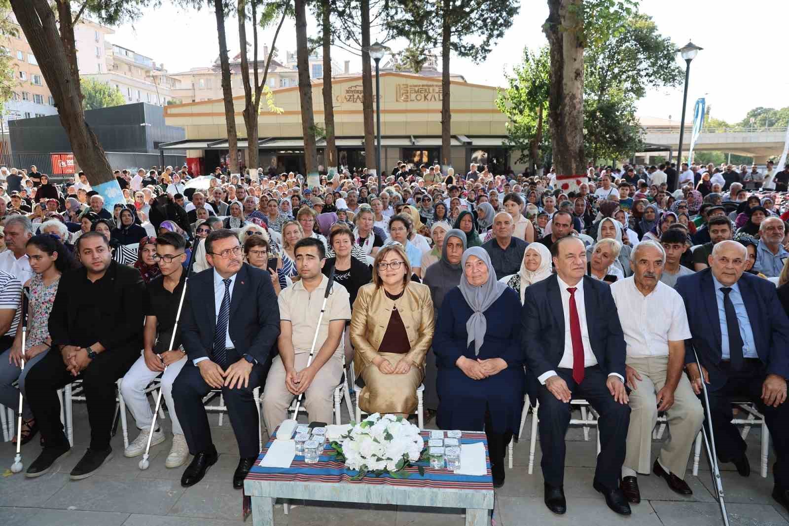 Gaziantep Büyükşehir’den engellilere destek 