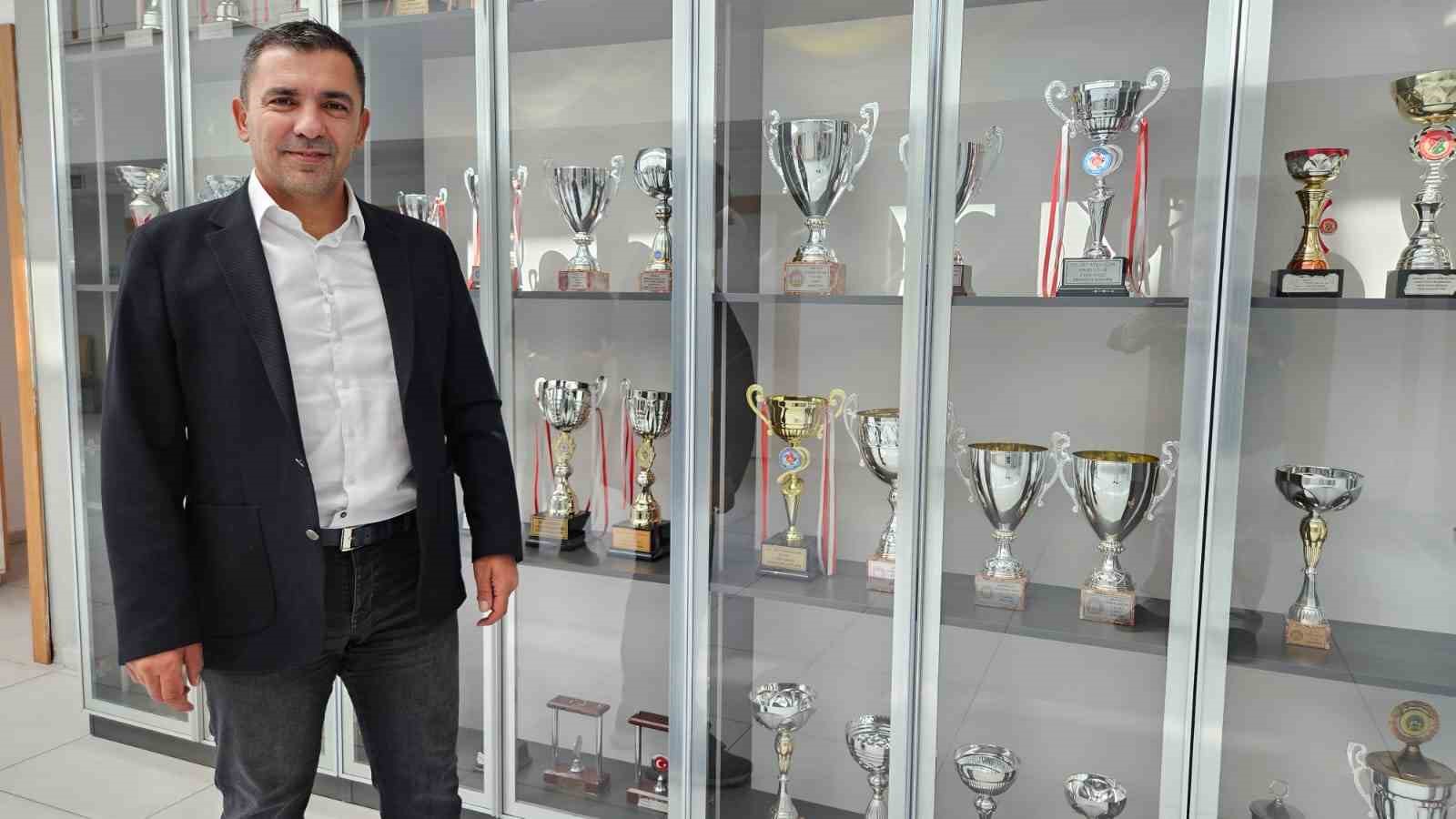 Ömer Faruk Alimoğulları: 