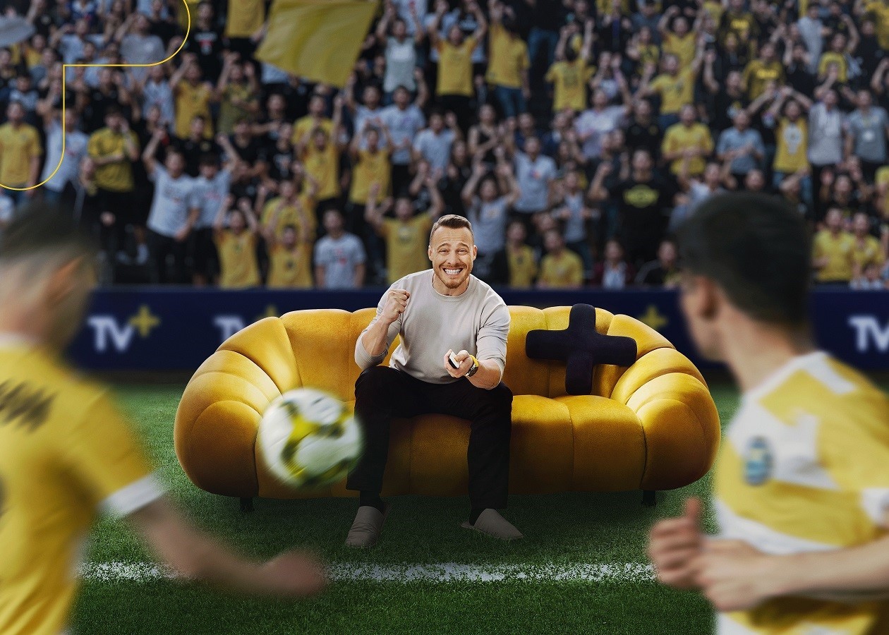 Kerem Bürsin, TV+’ın yeni reklam filminde rol aldı 