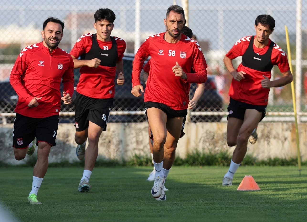 Sivasspor’da Sarıyer maçı hazırlıkları devam ediyor 