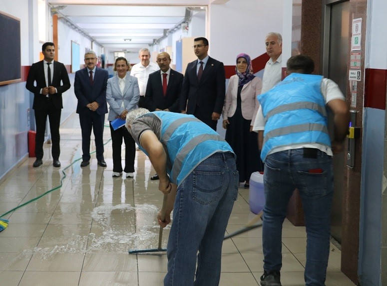 Erzincan Denetimli Serbestlik Müdürlüğünden Eğitime anlamlı destek 