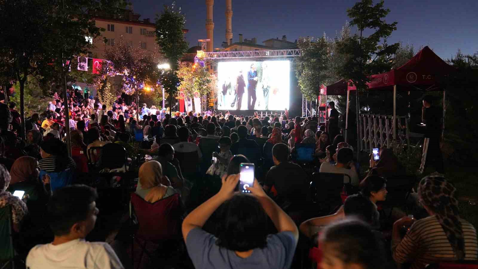 Keçiören’de ’Hababam Sınıfı’ rüzgarı 