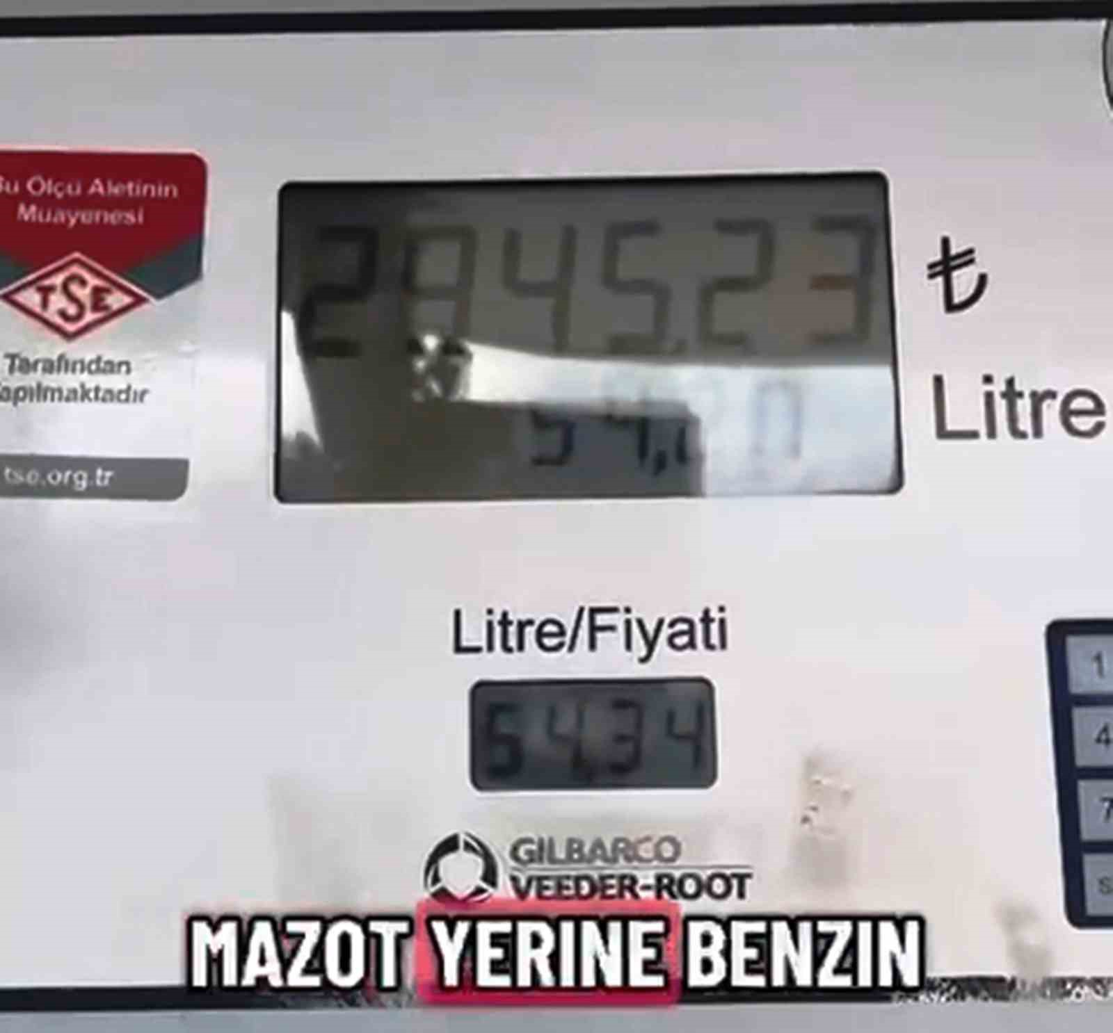 Akaryakıt istasyonunda sürücüye şok: Dizel araca benzin koydular 