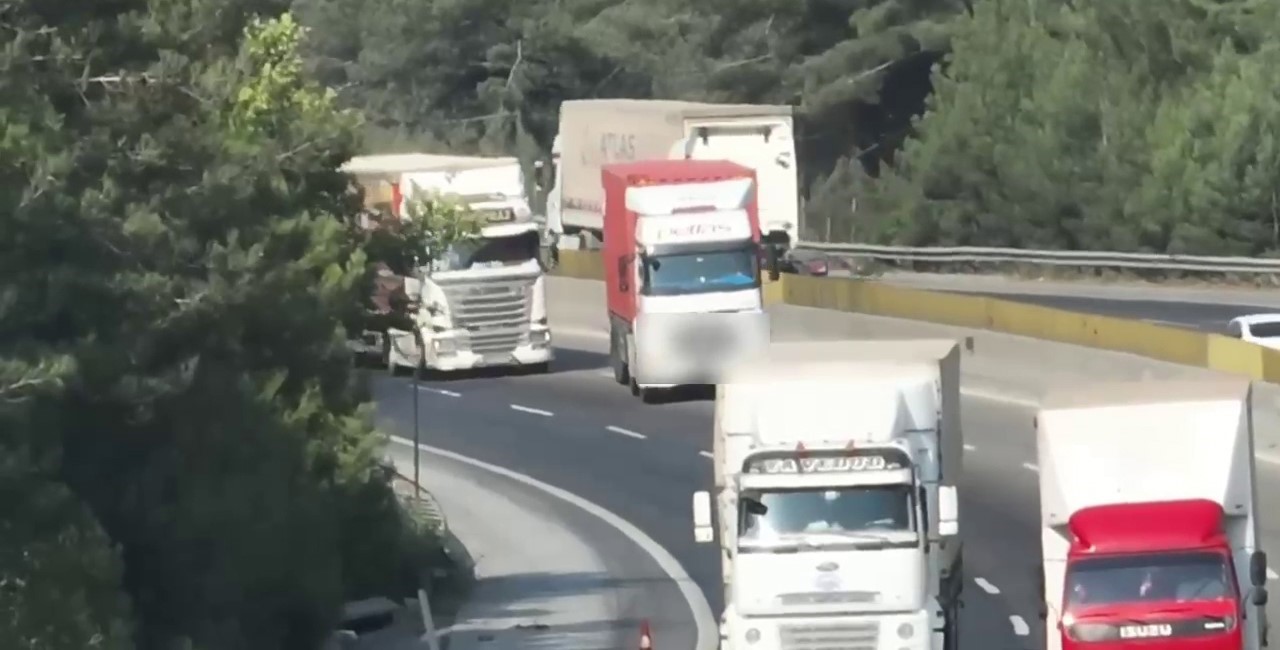 Sol şeridi ihlal eden tır ve kamyon sürücülerine para cezası 