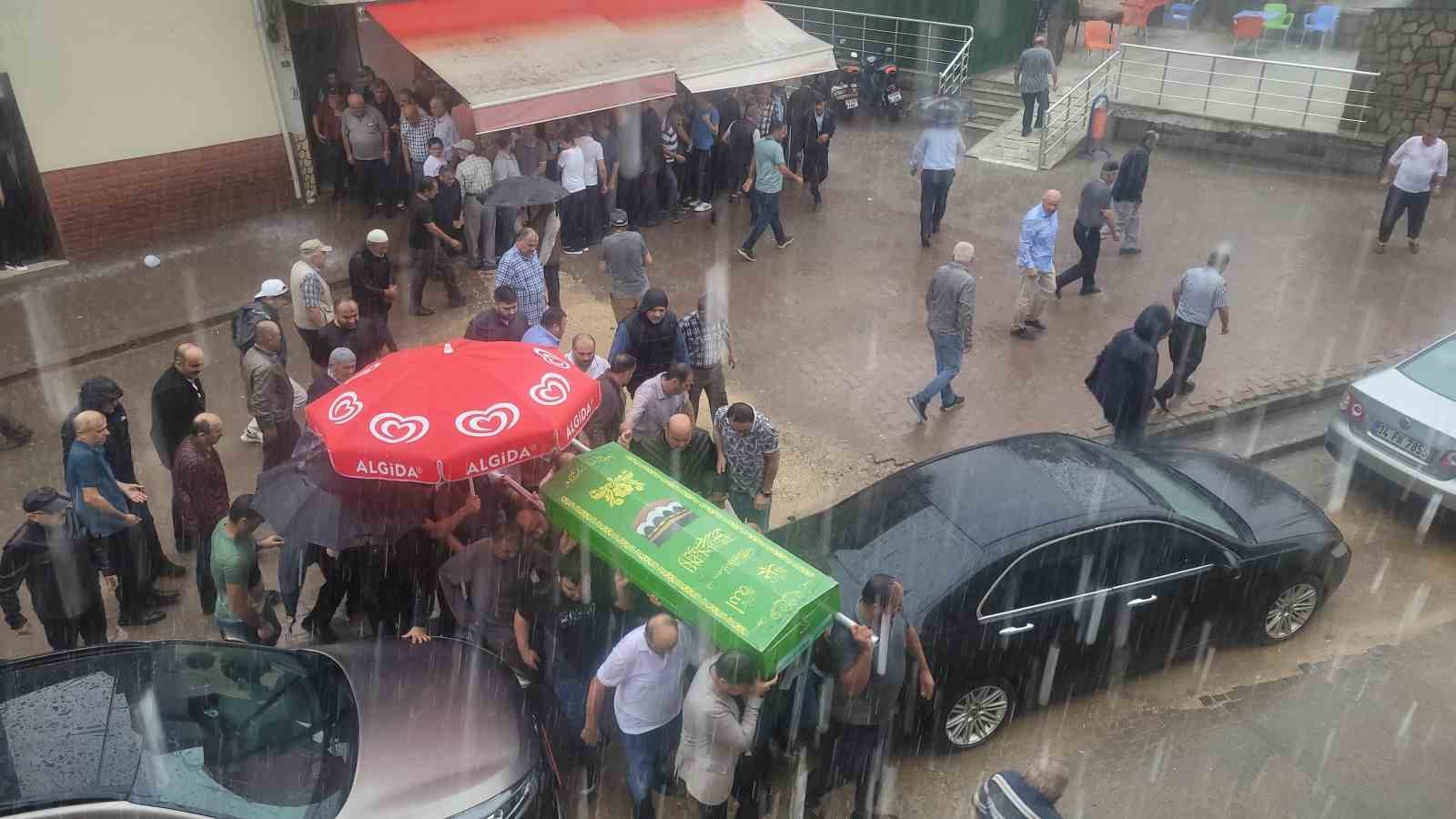 Karabük’teki kazada yaşamını yitiren sürücü toprağa verildi 