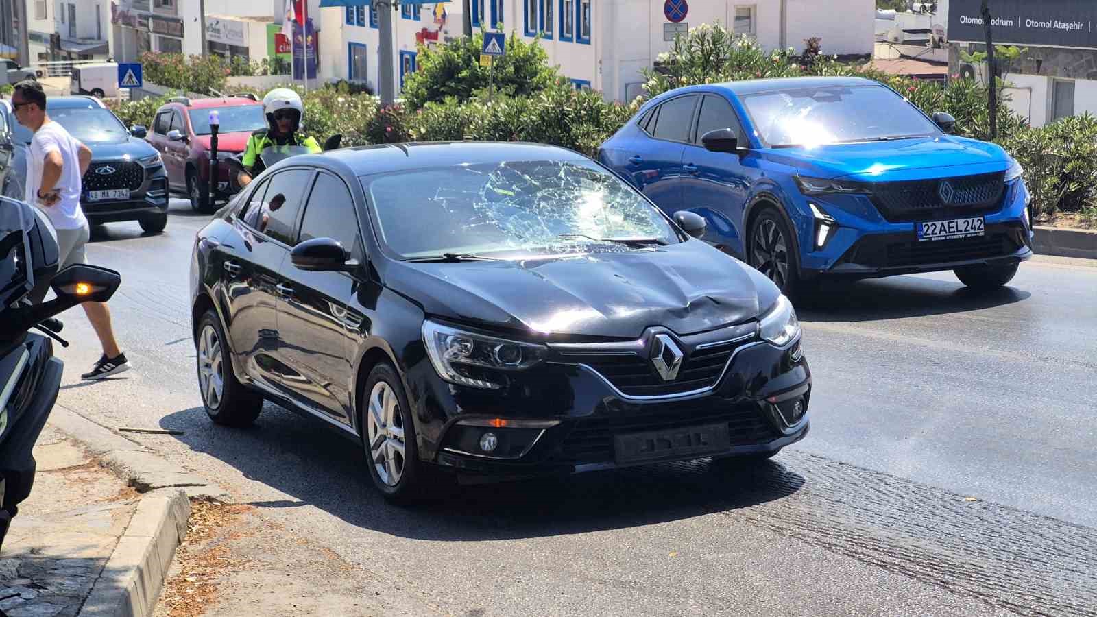 Otomobilin çarptığı yaya kurtarılamadı 