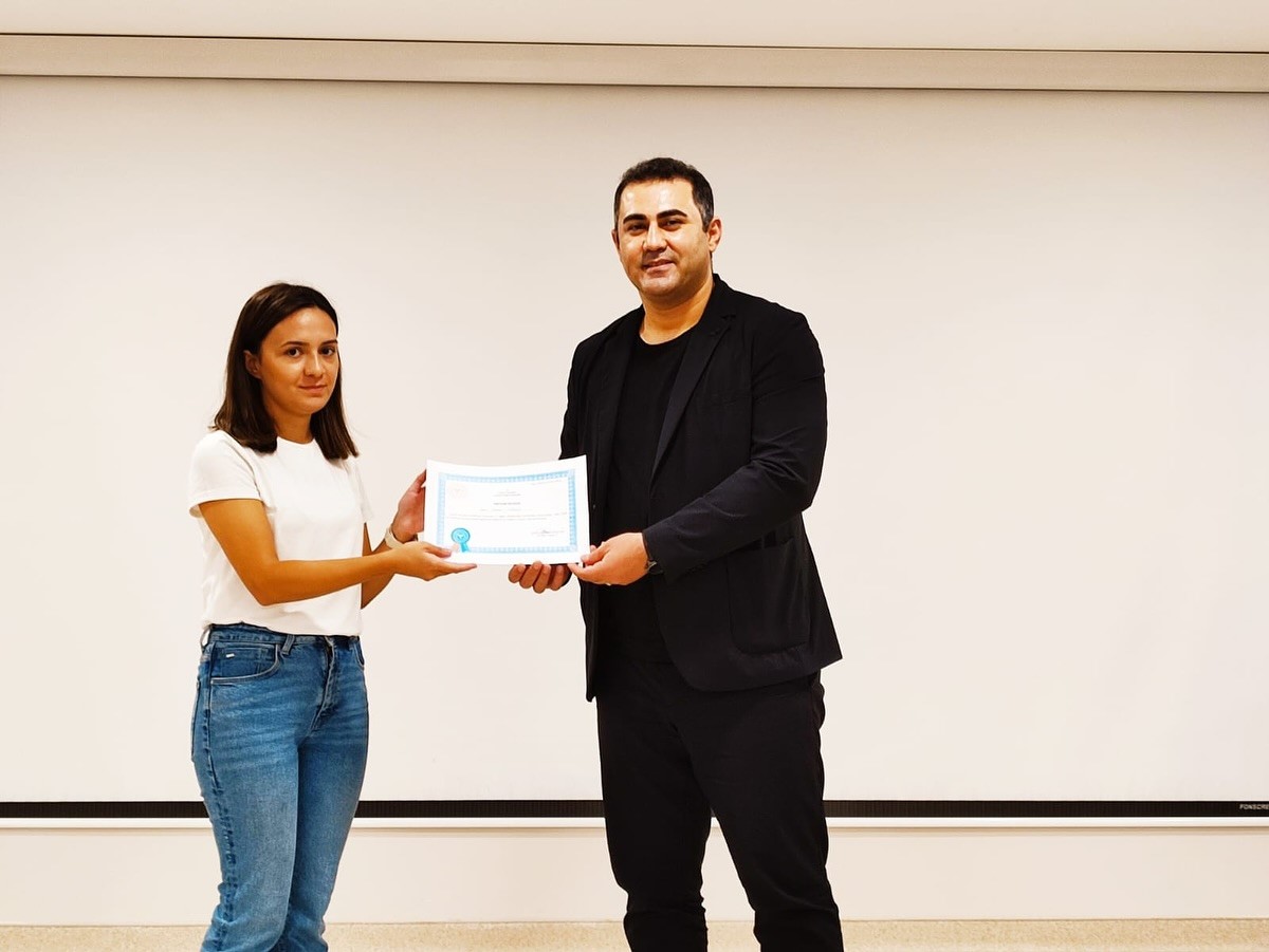 Erzincan’da sağlık çalışanlarına ‘Anne Sütü ve Emzirme Danışmanlığı Eğitimi’ verildi 