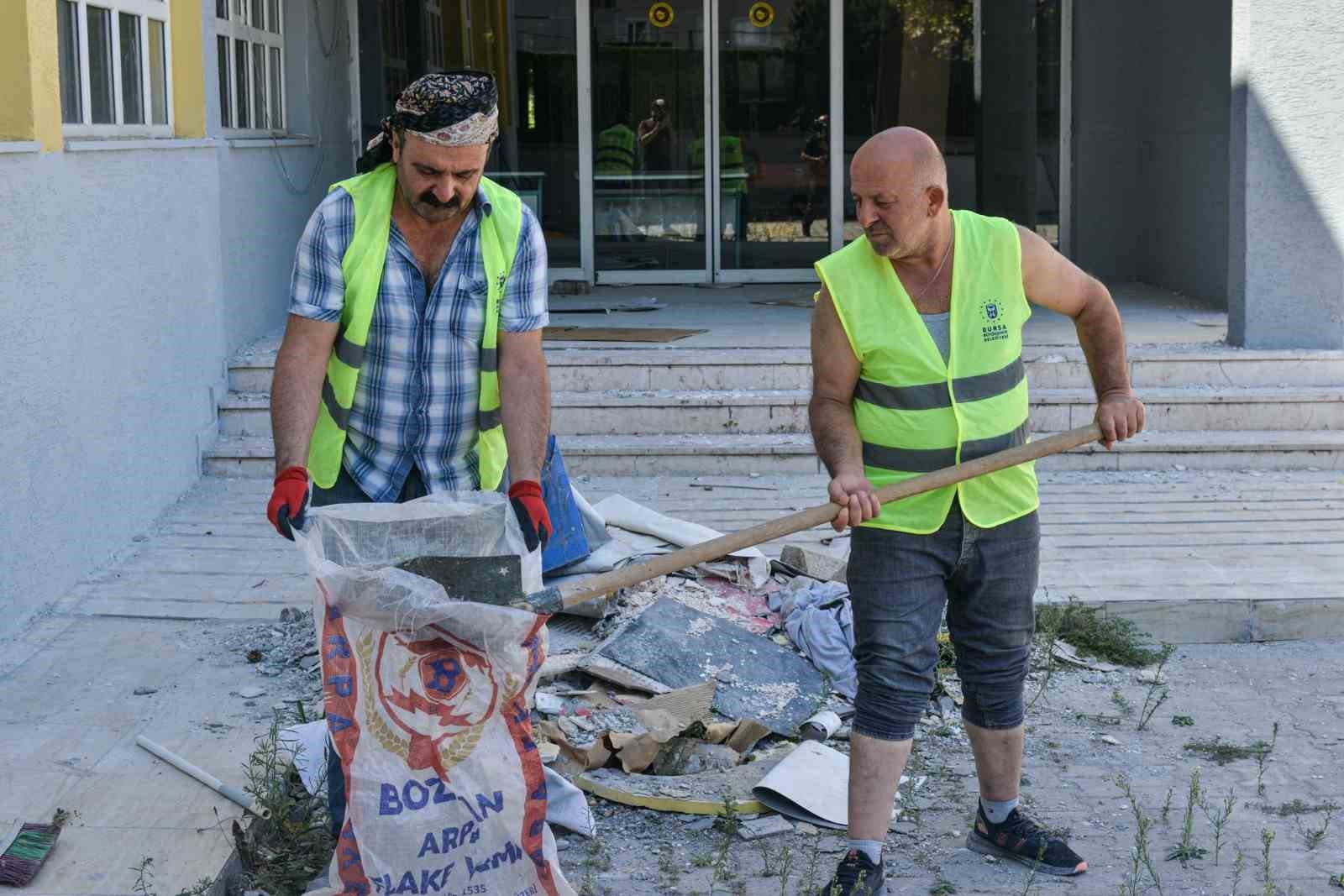 Okullara Büyükşehir dokunuşu 