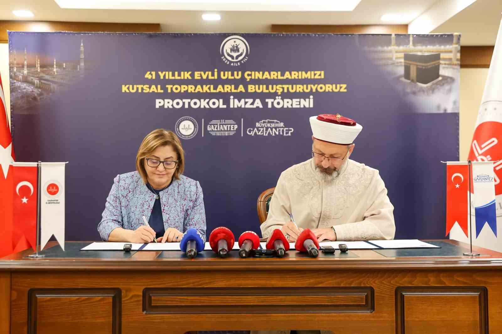 15 bin başvurunun yapıldığı Umre ziyareti projesinin ilk talihlileri belli oldu 