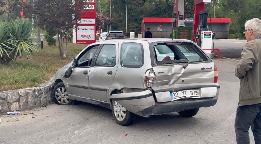 Bartın’da trafik kazası: 2 yaralı 