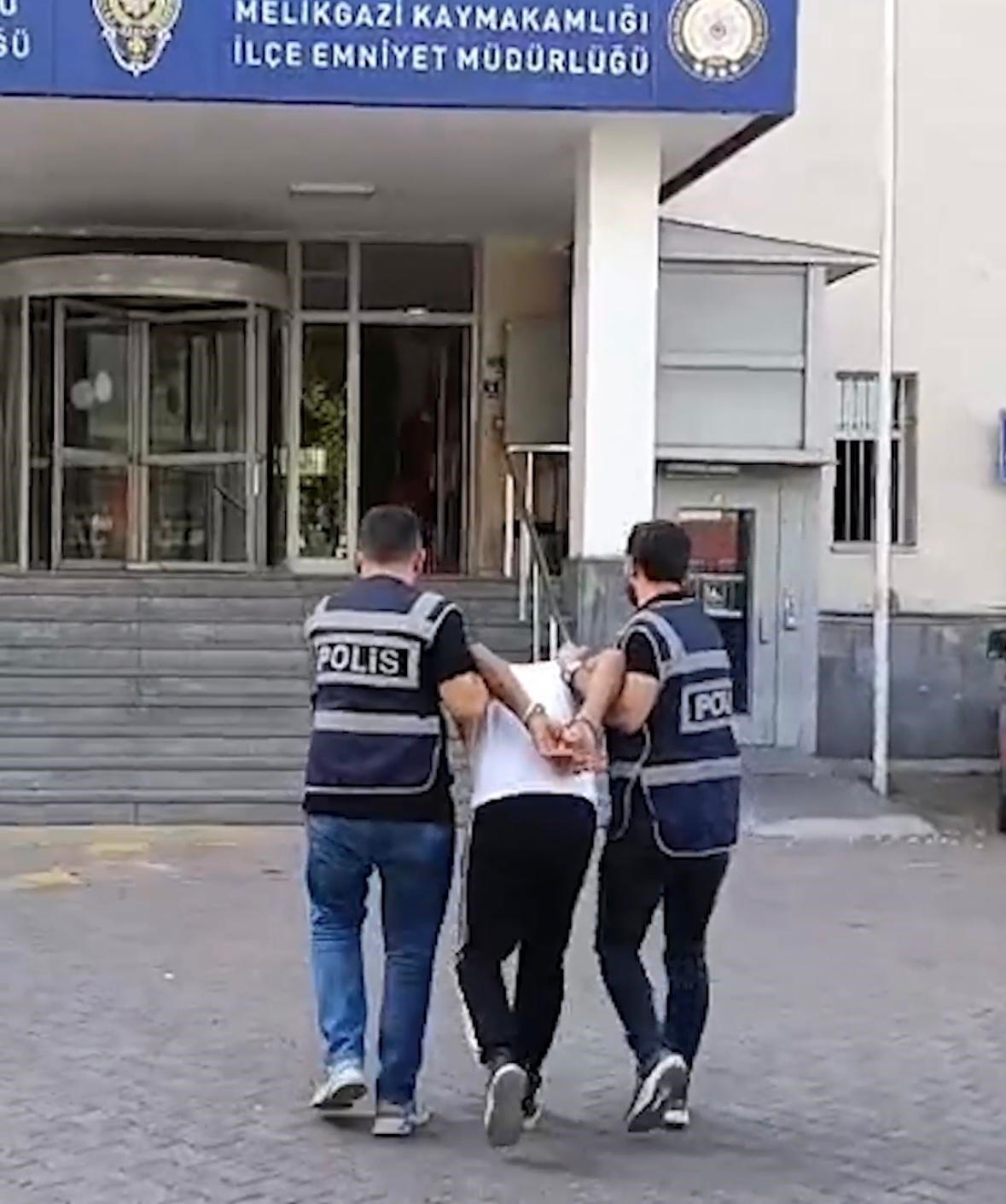 ‘Hırsızlık’ suçundan 13 yıl kesinleşmiş hapsi bulunan şahıs yakalandı 