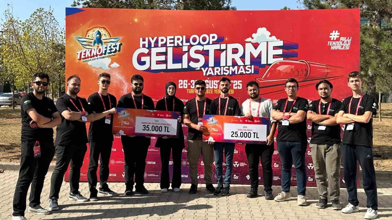 Karabük Üniversitesi öğrencilerinin TEKNOFEST başarısı 