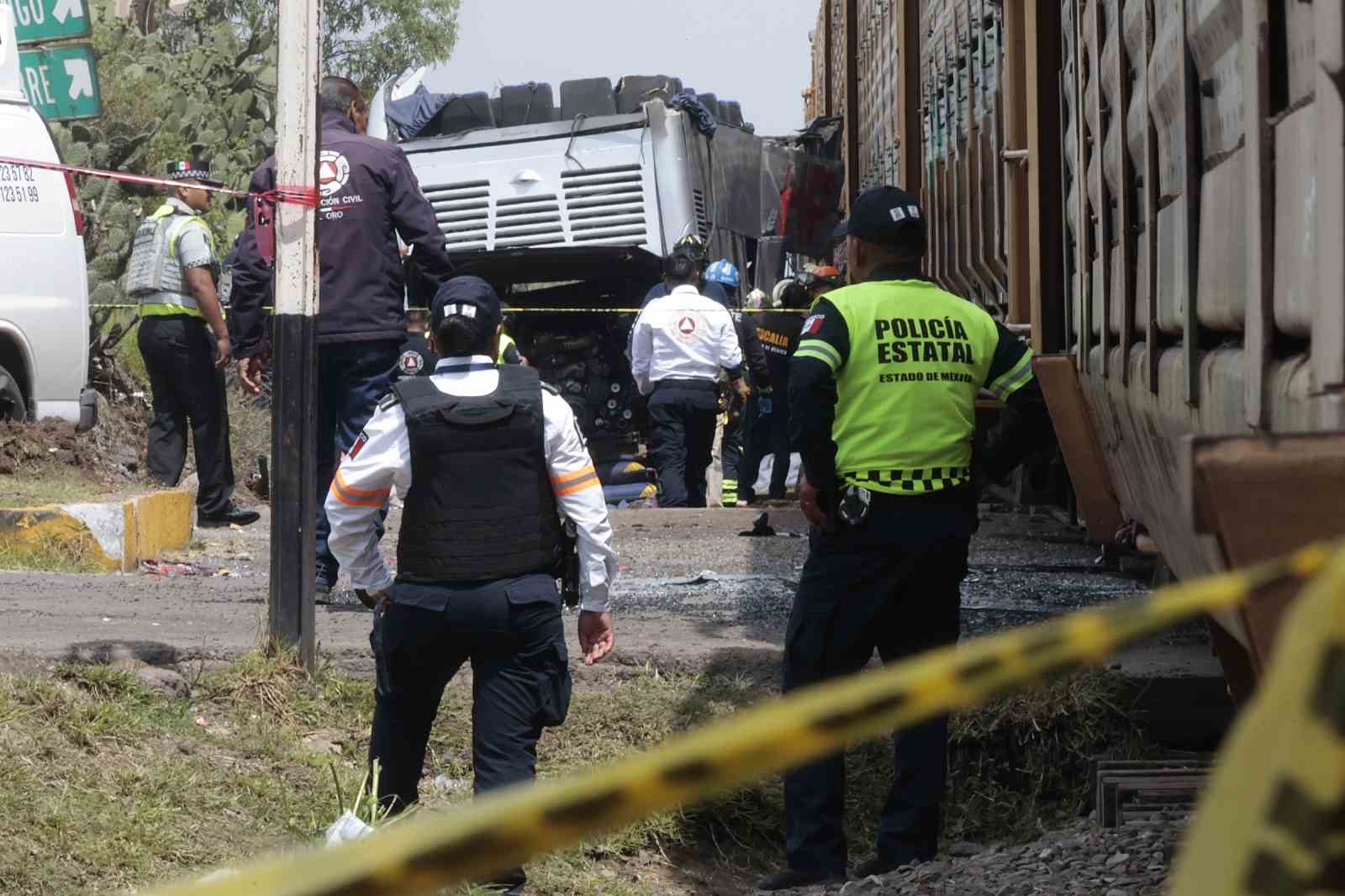 Meksika’daki tren kazasında can kaybı 10’a yükseldi 
