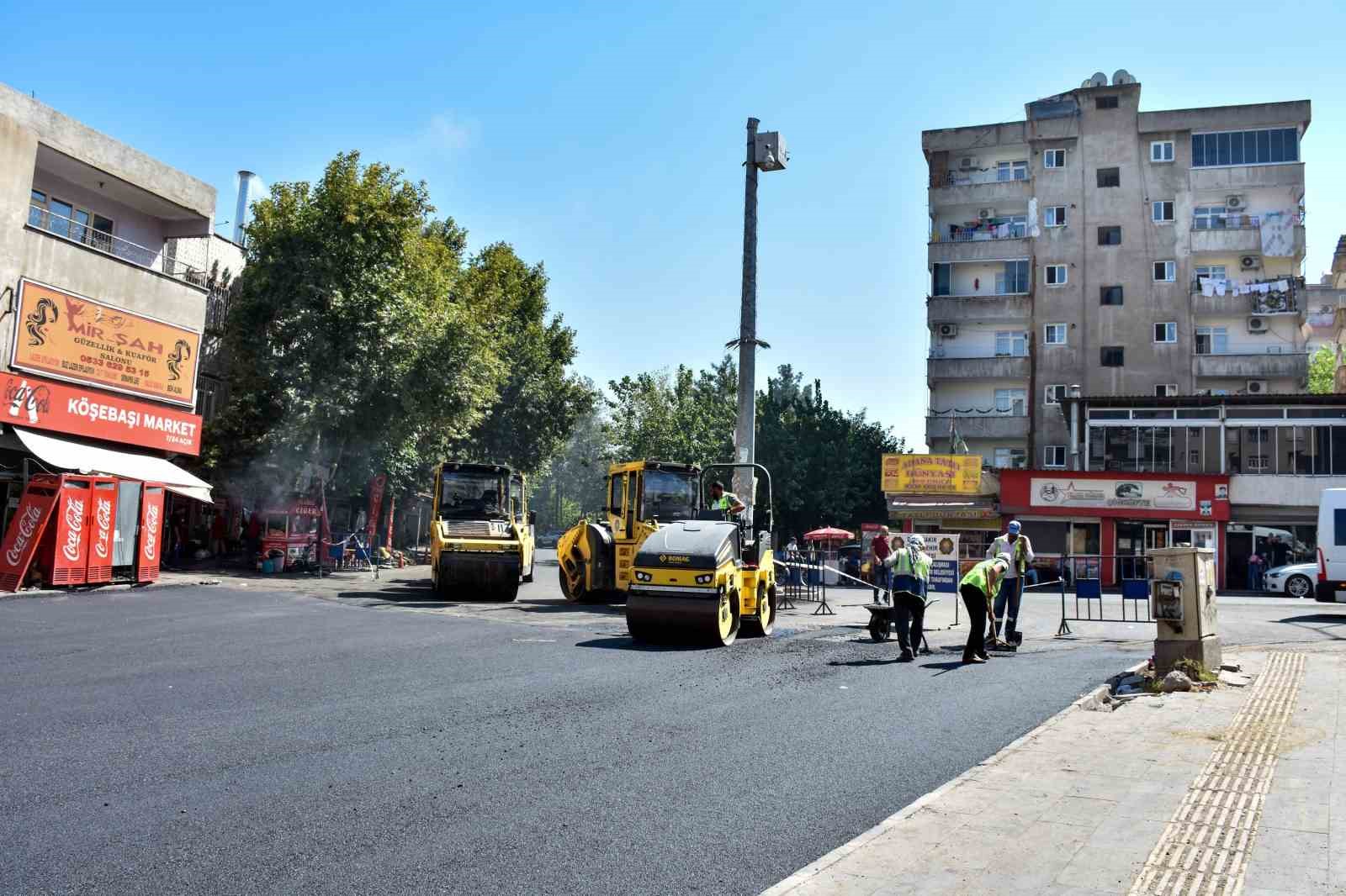 Diyarbakır’da 11 kilometrelik 11 cadde ve bulvara 30 bin ton asfalt serildi 