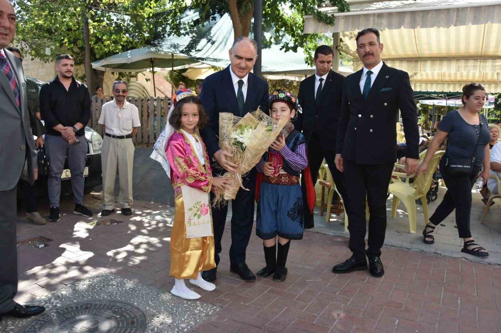 Manisa’da eğitim yılı fidan dikimiyle başladı 