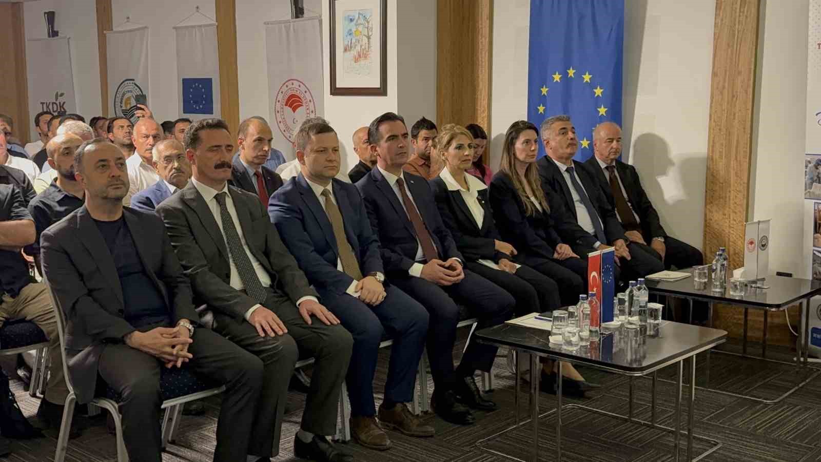 Vali Karakaya: 