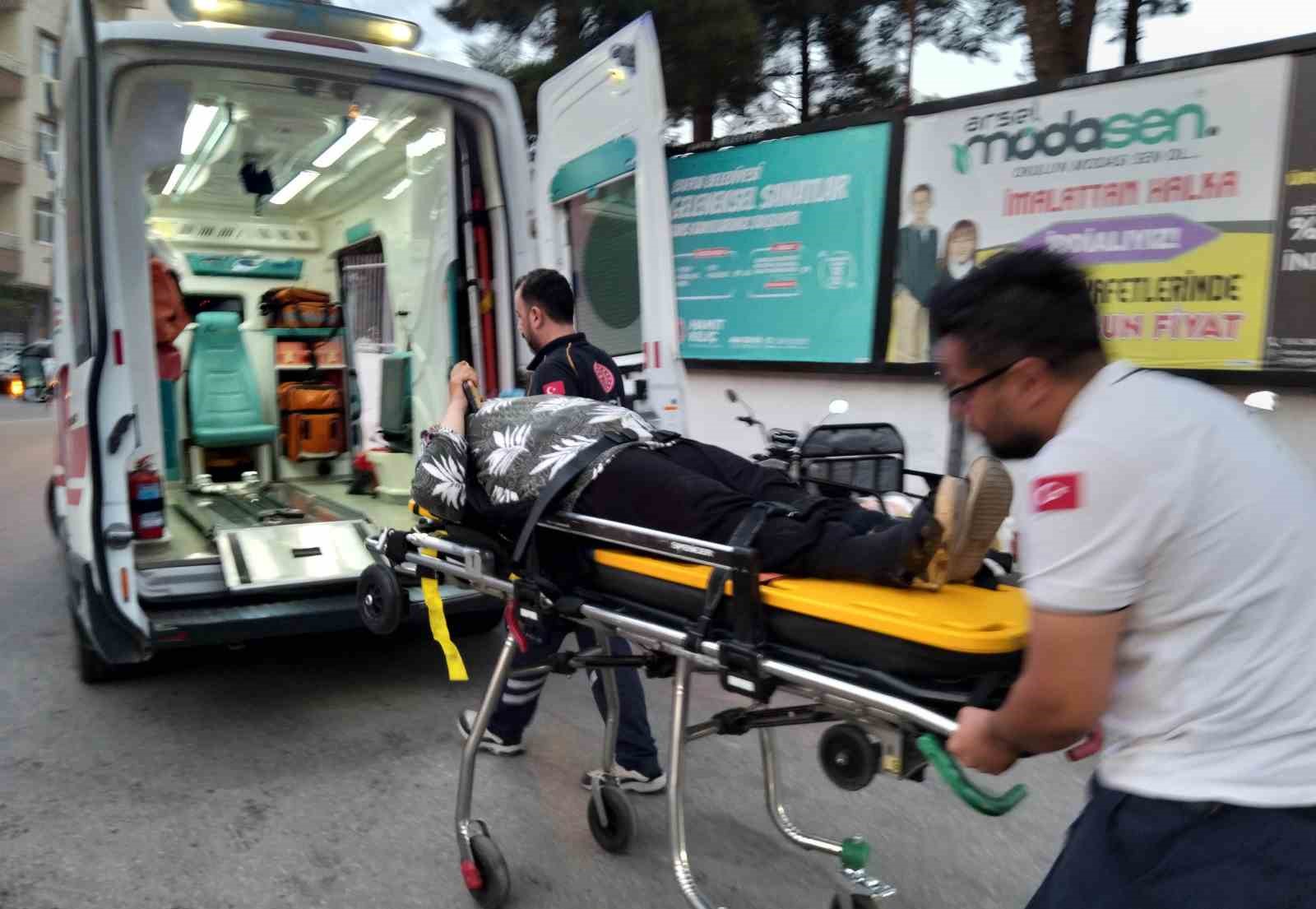 Bafra’da 3 tekerlekli bisiklet devrildi: 2 yaralı 
