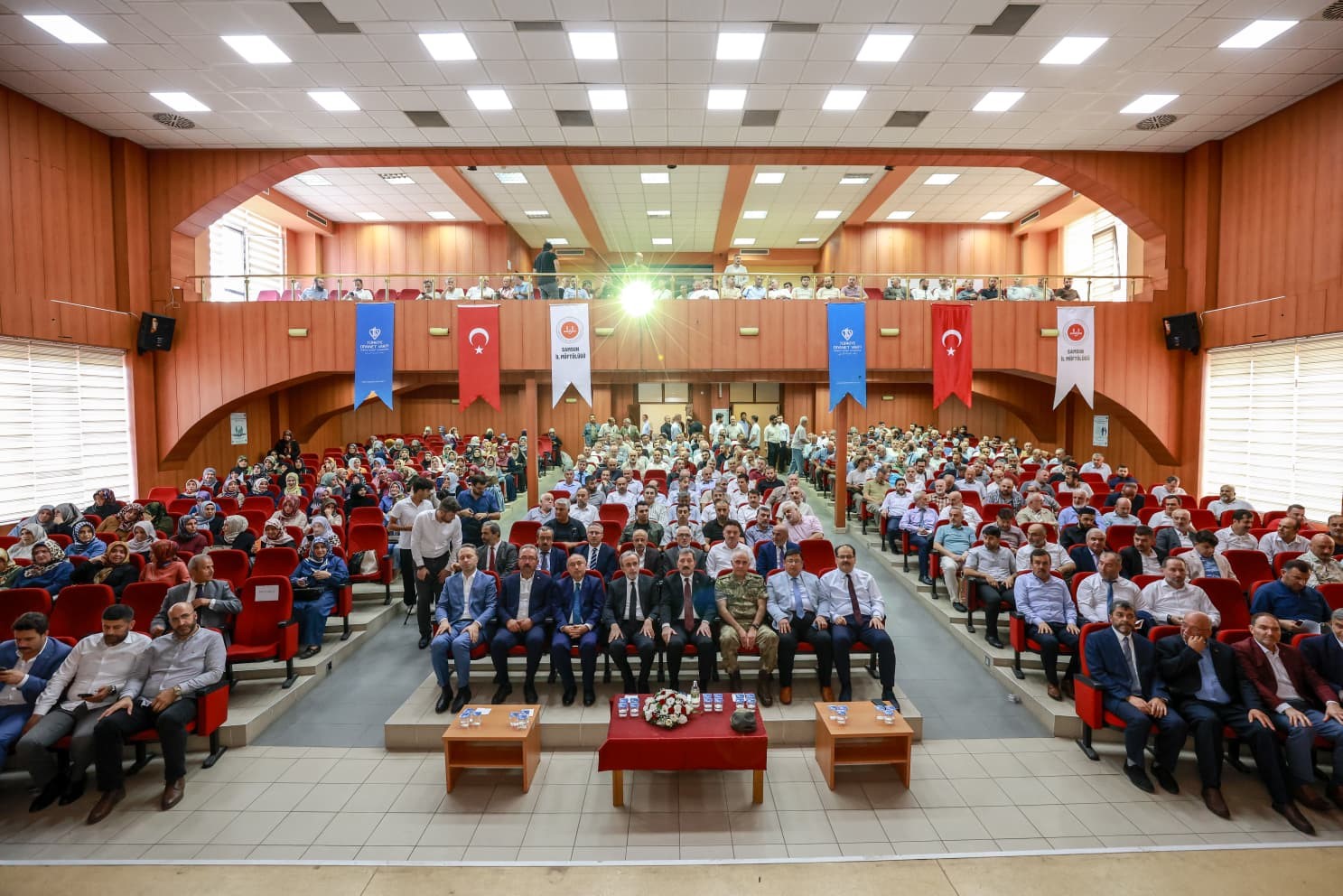 Diyanet İşleri Başkan Yardımcısı Karslı: 