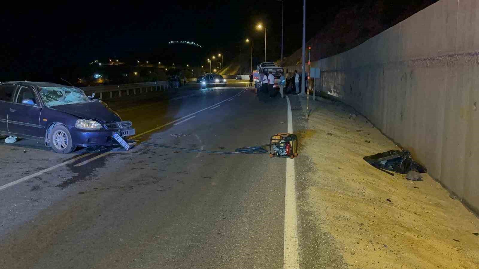 Kayseri’de iki araç kafa kafaya çarpıştı: 1 ölü, 3 yaralı 