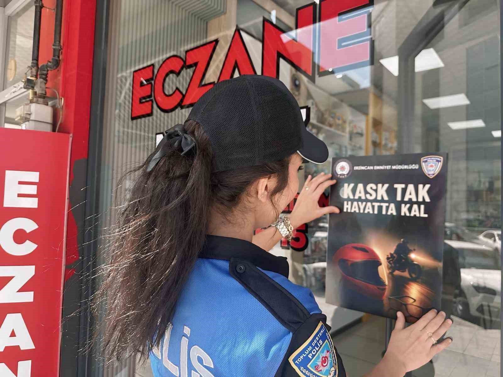 Erzincan’da polislerden sürücülere bilgilendirme 