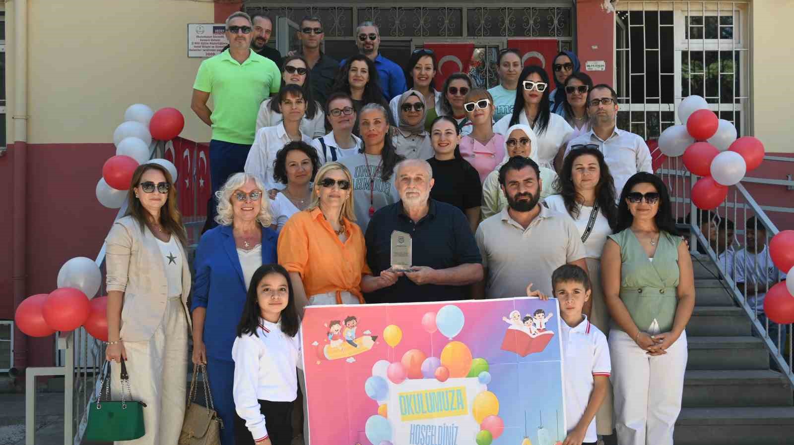 İş adamından Ali Fuat Cebesoy Ortaokulu’na cömert bağış 