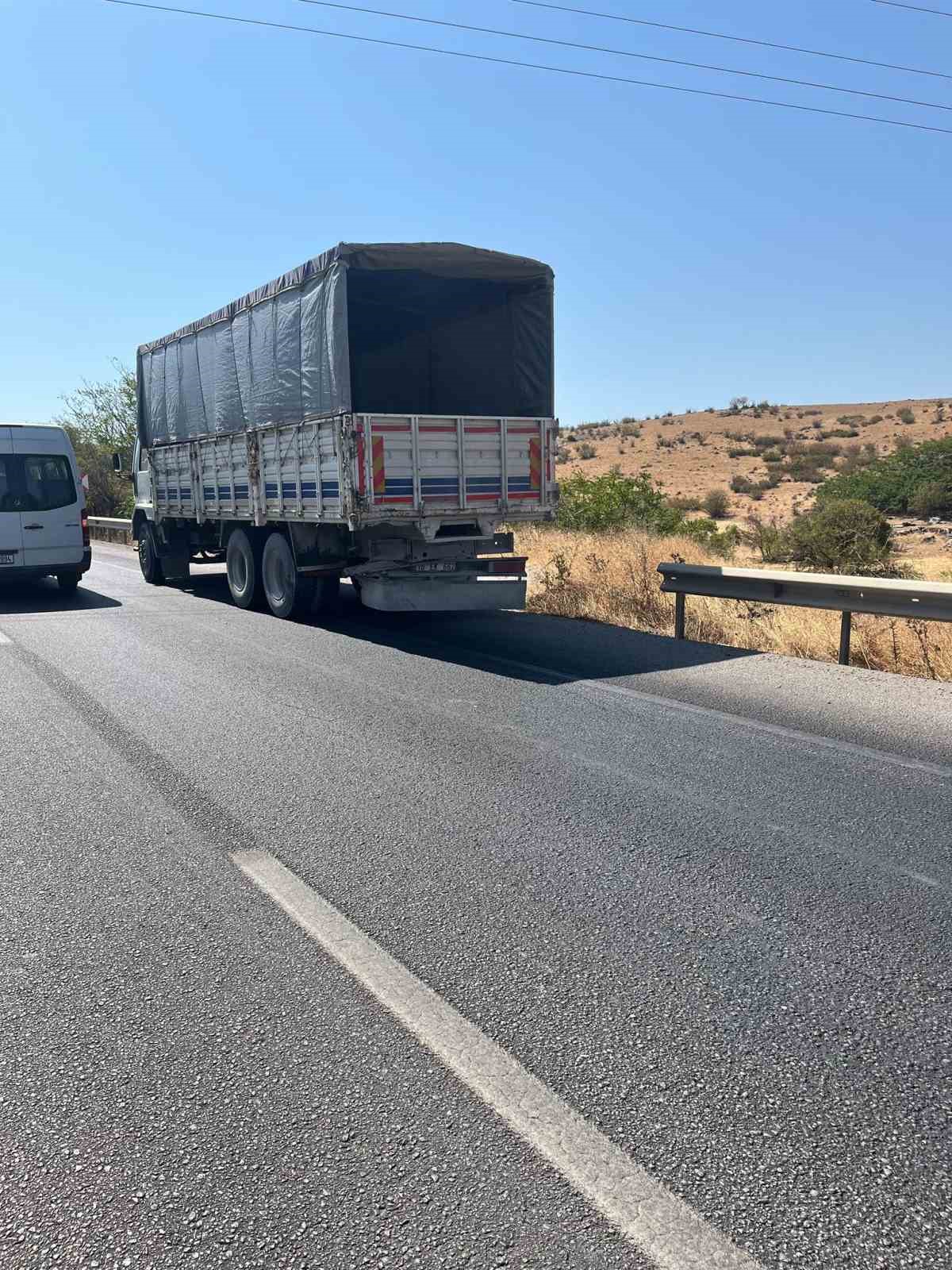 Balıkesir’de çift taraflı trafik kazası; 1 yaralı 