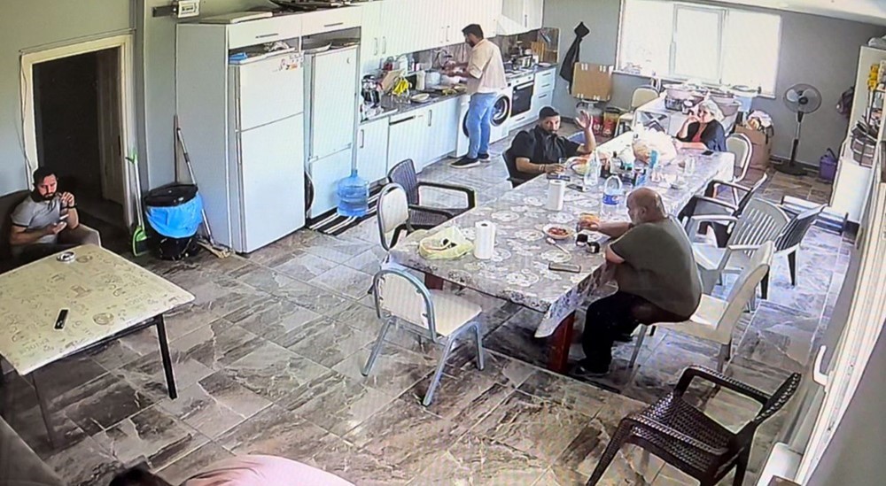 Yemek masasında ölümden döndü: Heimlich manevrası hayatını kurtardı 