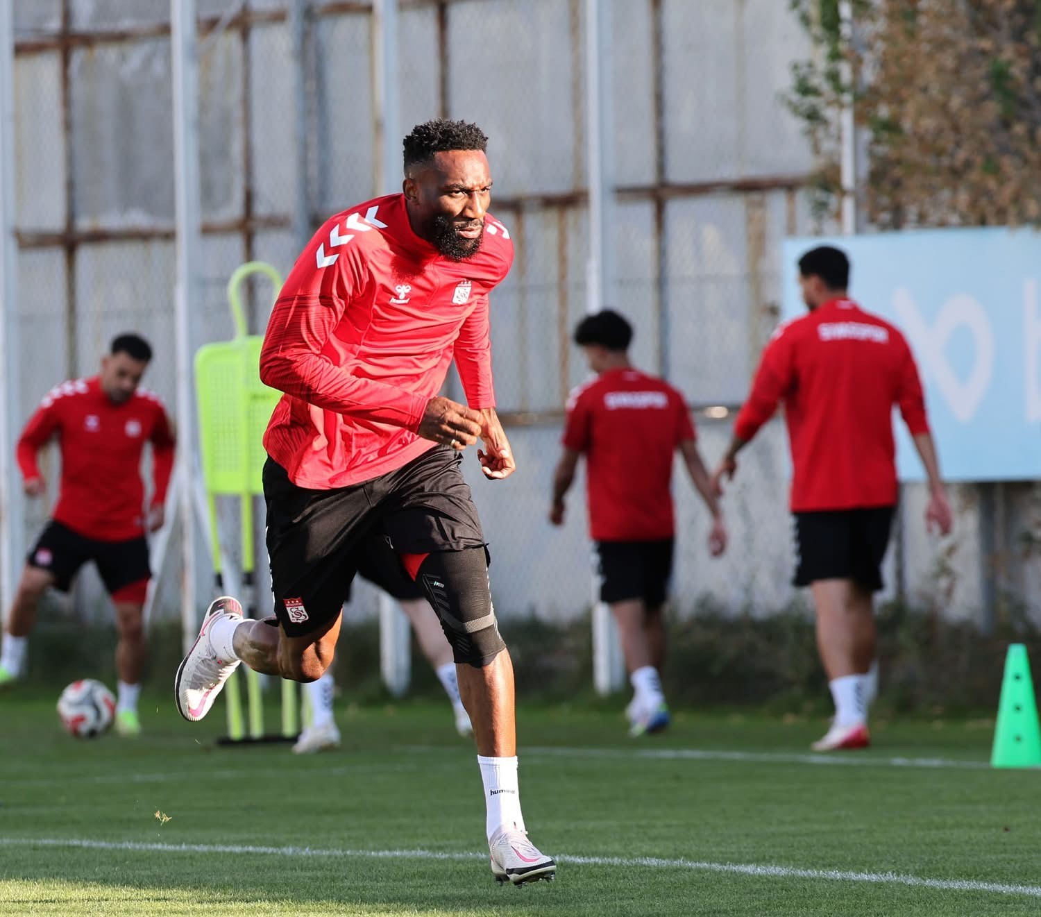 Sivasspor, Sarıyer maçı hazırlıklarını sürdürdü