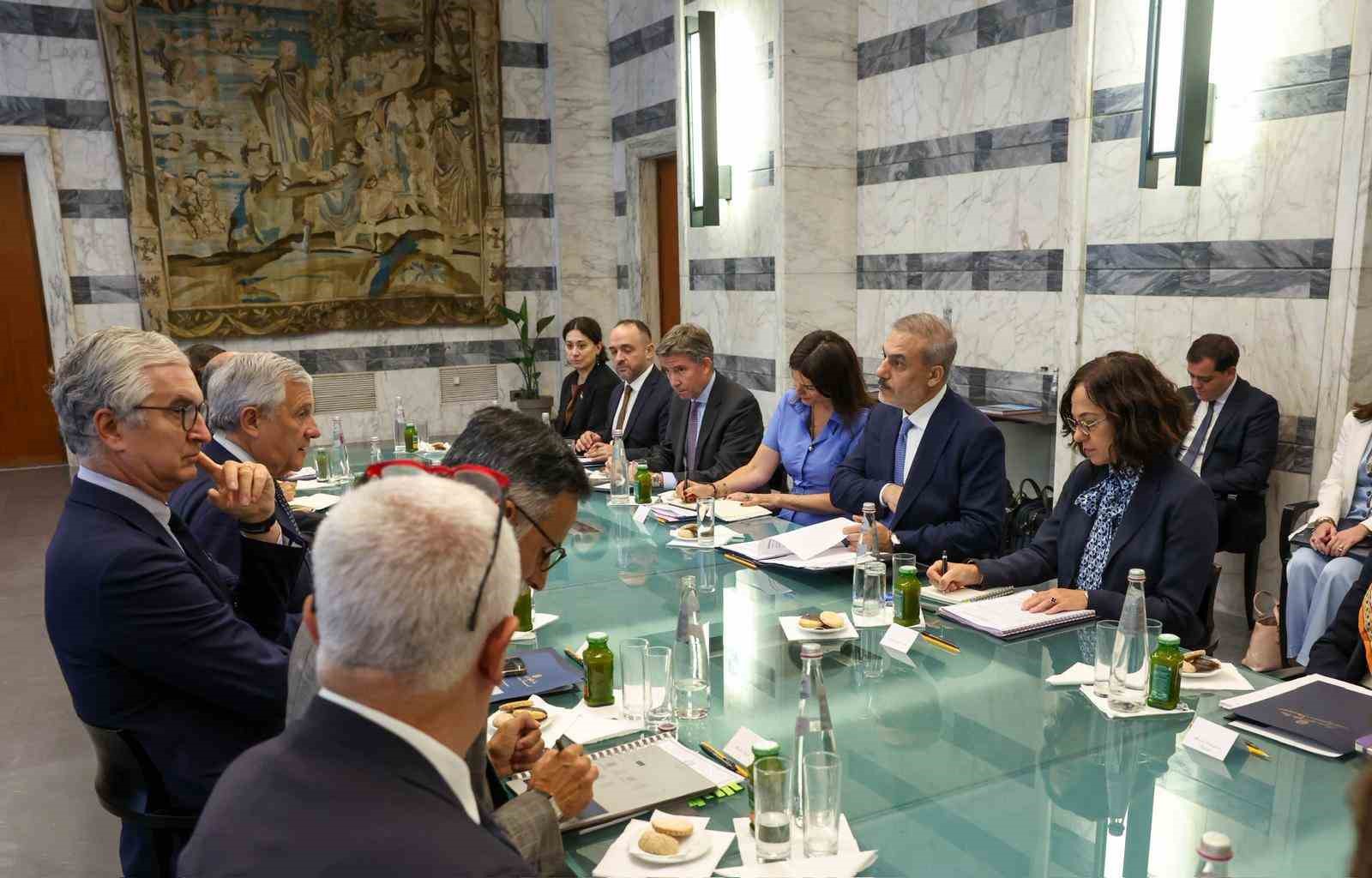 Dışişleri Bakanı Fidan, İtalya’da 