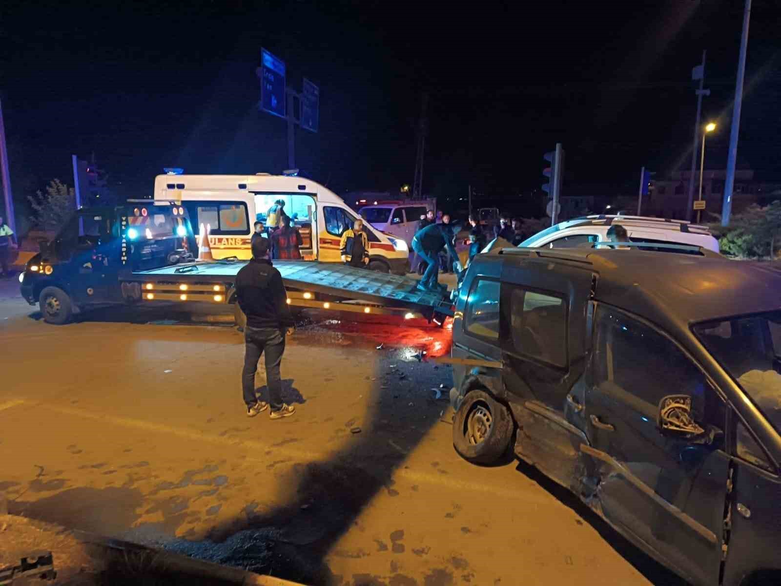 Ağrı’da trafik kazası: 3 yaralı 