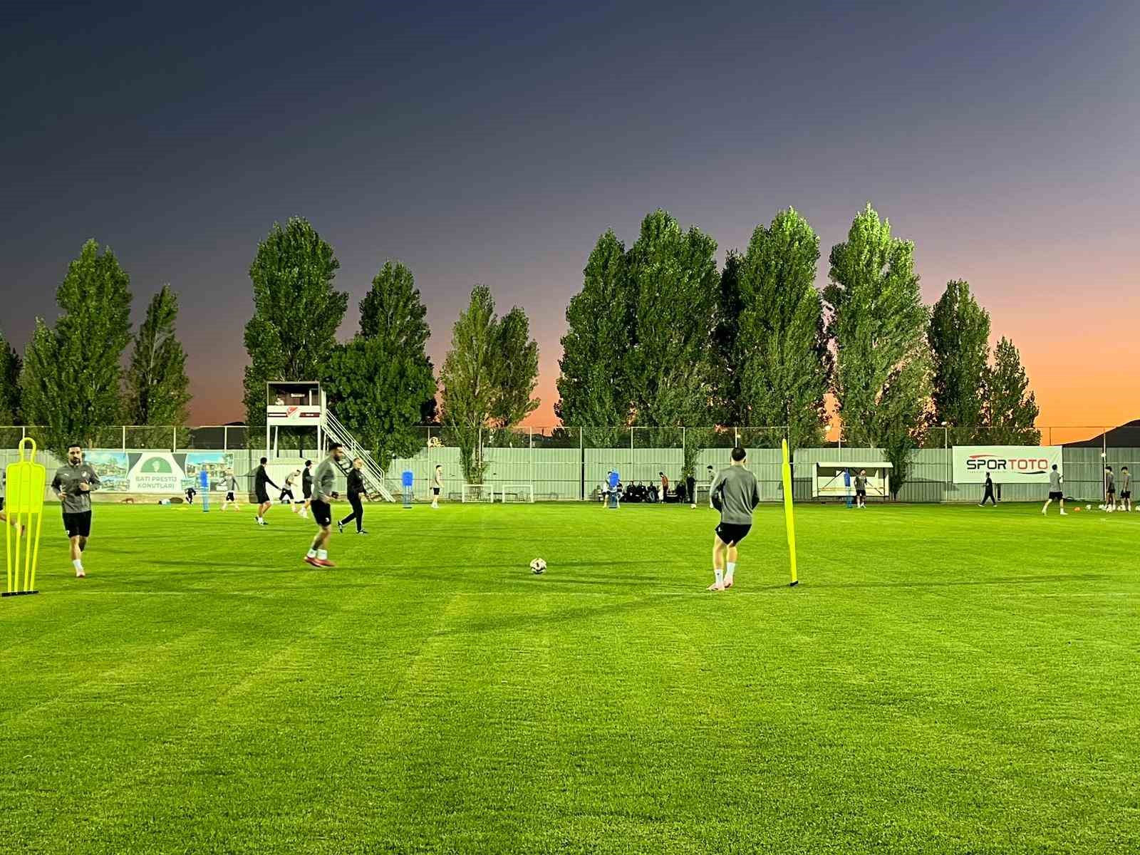 Fırat Gül: 