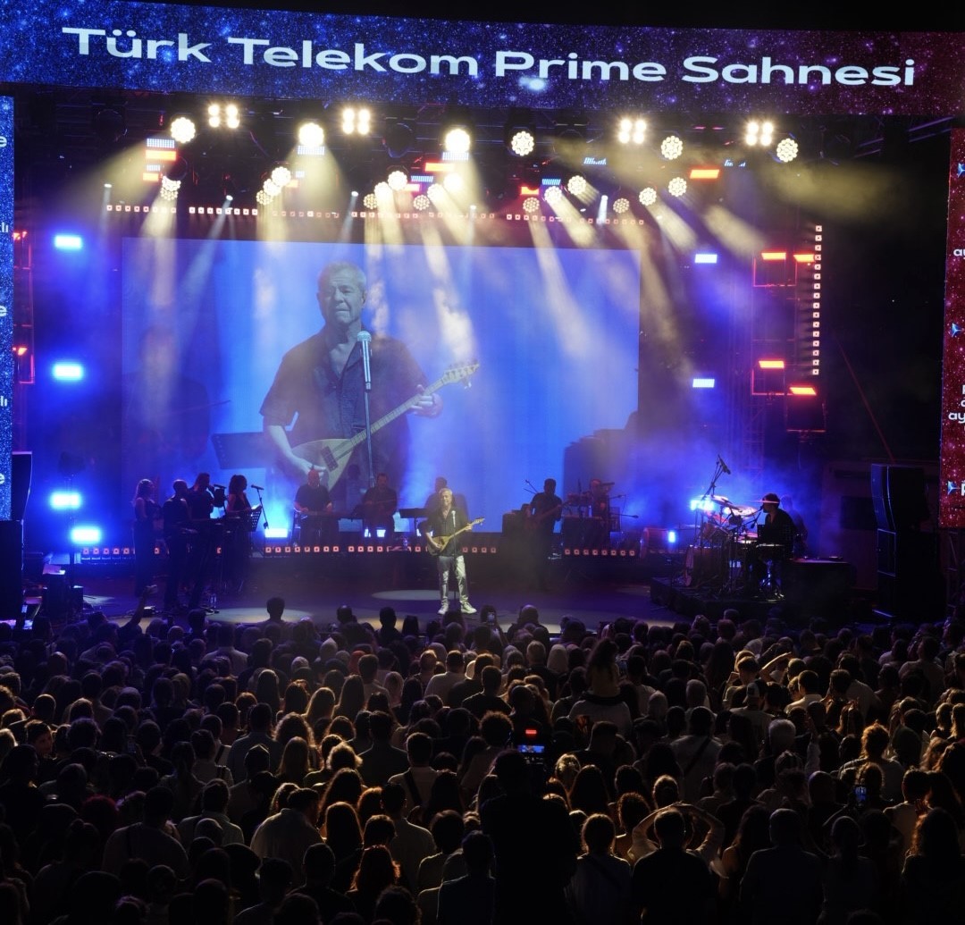 Türk Telekom müşteri deneyimini merkeze alıyor 