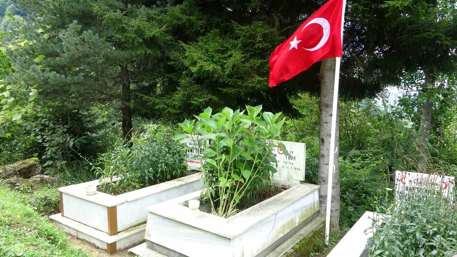 Yürek burkan hayata devlet eli: Şehit ailesine yeni ev yapılacak 