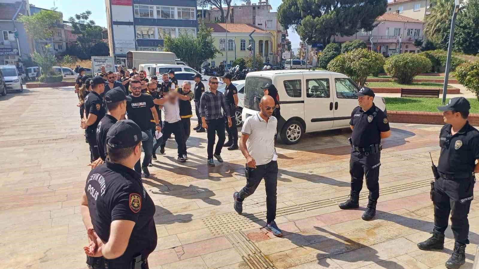 Spor salonunun kurşunlanması olayında 4 şüpheli adliyeye sevk edildi 