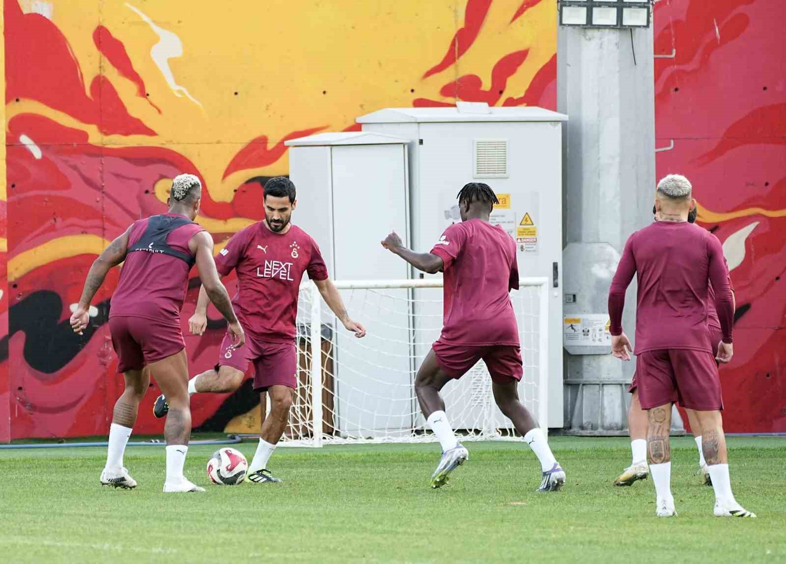 Galatasaray, Eyüpspor maçı hazırlıklarını tamamladı 