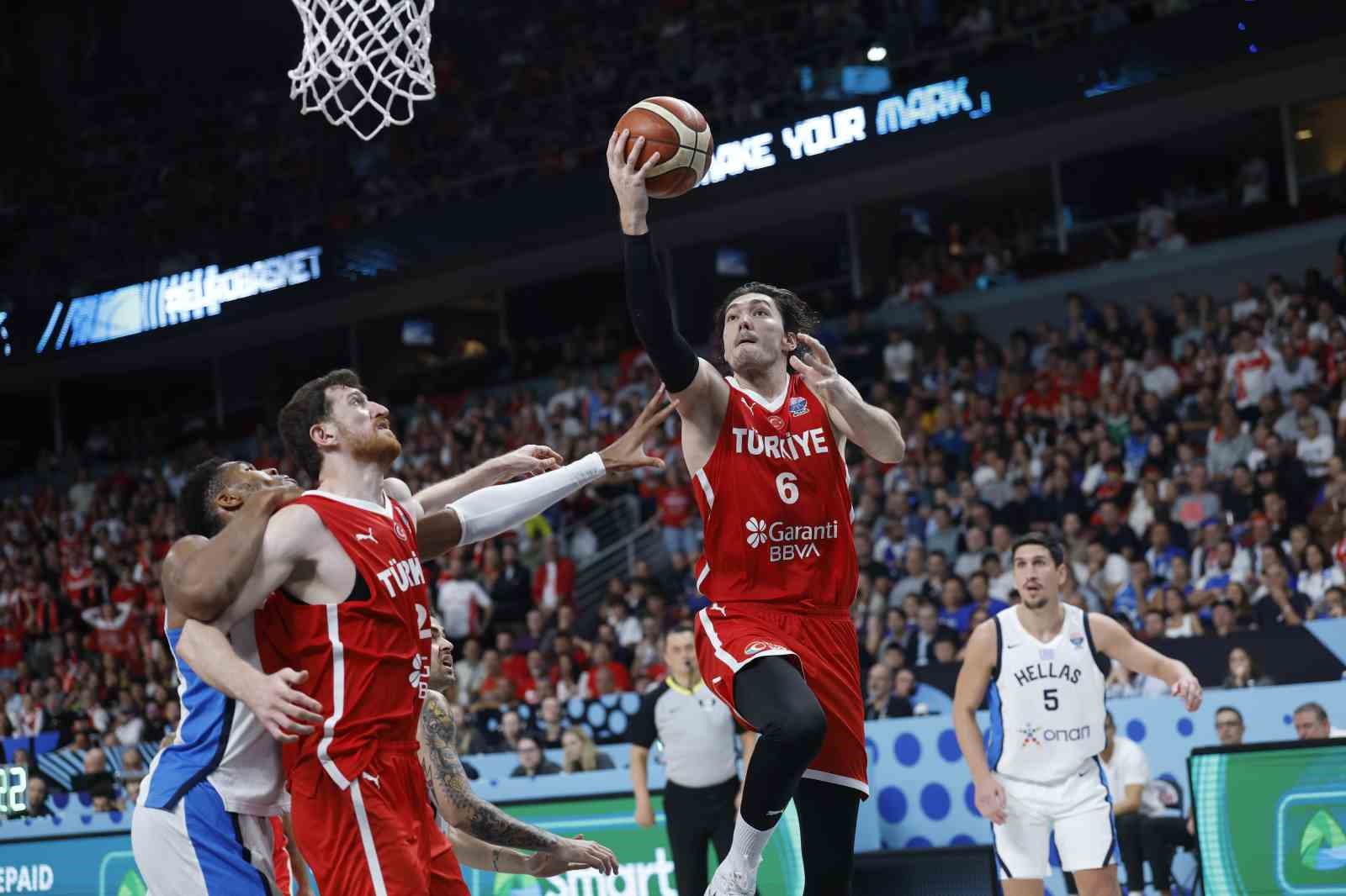A Milli Erkek Basketbol Takımı finalde 